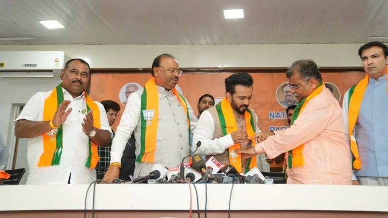 From cricket to politics: Kedar Jadhav begins the political journey with BJP