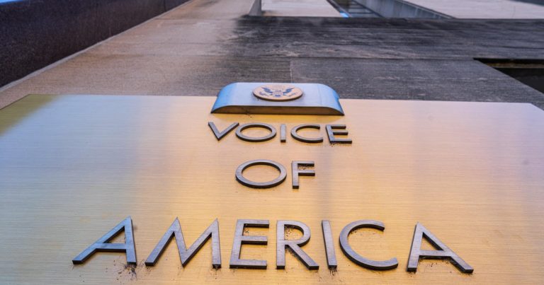 Full -time employees and Contractors of Voice of America settled on relaxation after Trump directive