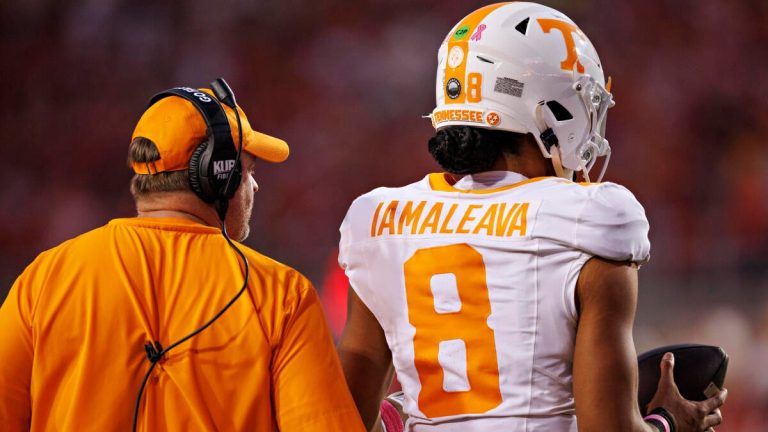 Tennessee passing from Nico Iamaleava hits a blow in opposition to the null negotiations that don’t finish
