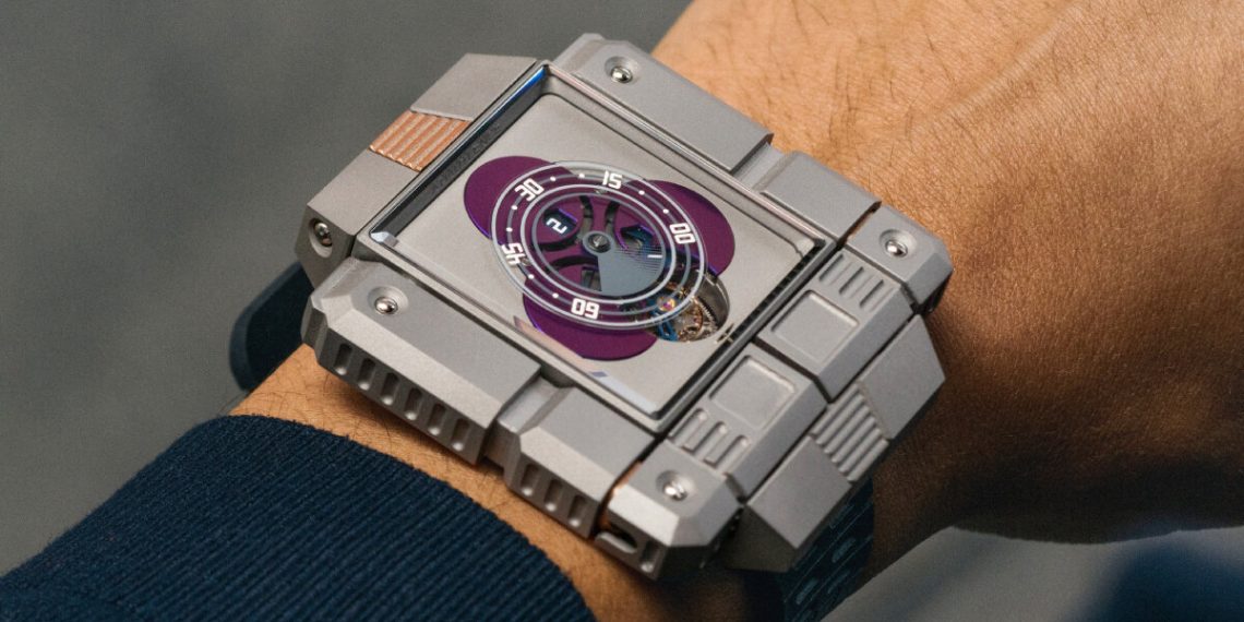 Hautlence Retrovision ’85 Watch Flips in a miniature robotic