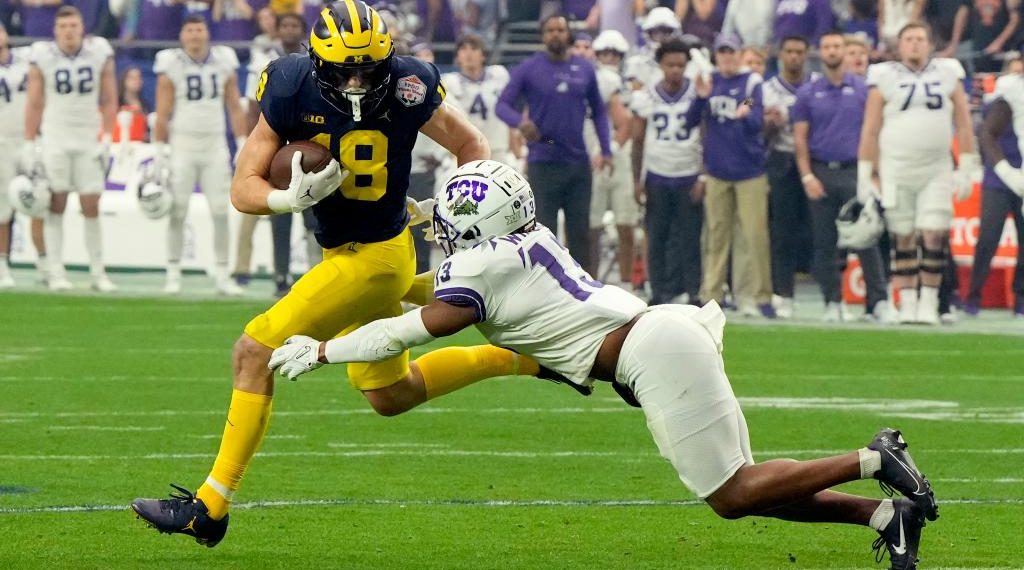 First rounds, information and transactions