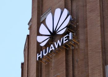 New Huawei AI chip ships to Chinese language prospects instantly
