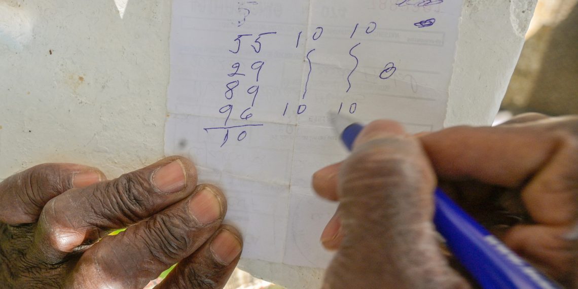 “La Bolita”, the clandestine lottery that grows with out stopping in a dice in financial and social disaster