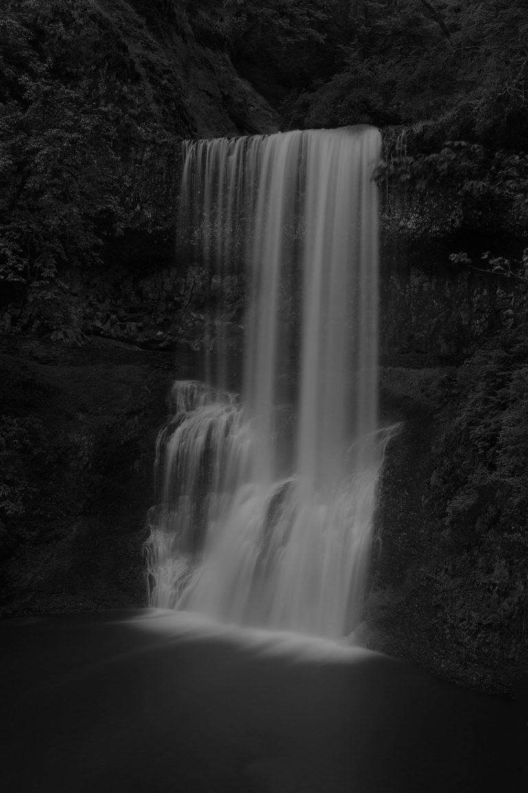 Cascades etheric waterfalls on darkish landscapes within the images of Jonathan Knight – Colossal