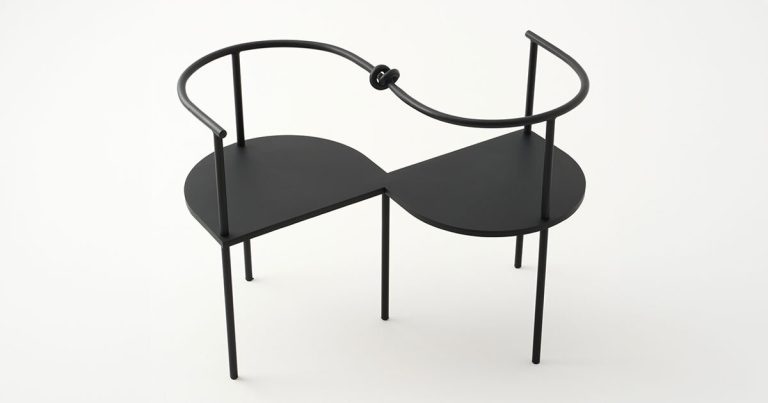 Anuka Tavartkiladze carving the lovers of lovers with two locations knotted collectively in metal
