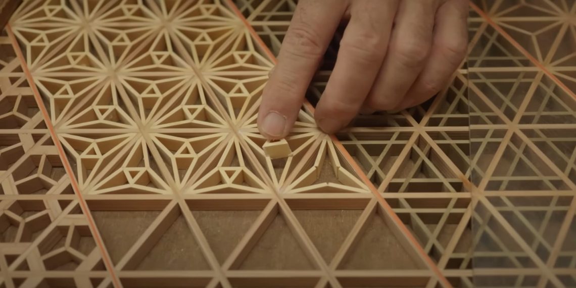 Surrender Previous Japanese artwork in Kumiko, a wood -colossal carpentry method