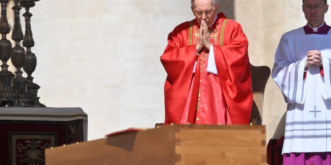 The emotional closure of the farewell speech to Pope Francis within the Vatican within the Vatican