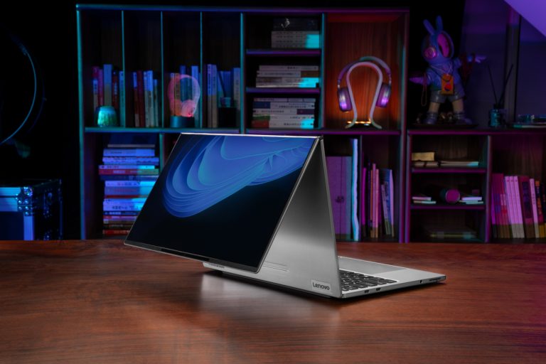 Lenovo ThinkBook Flip doubles their house on the display screen
