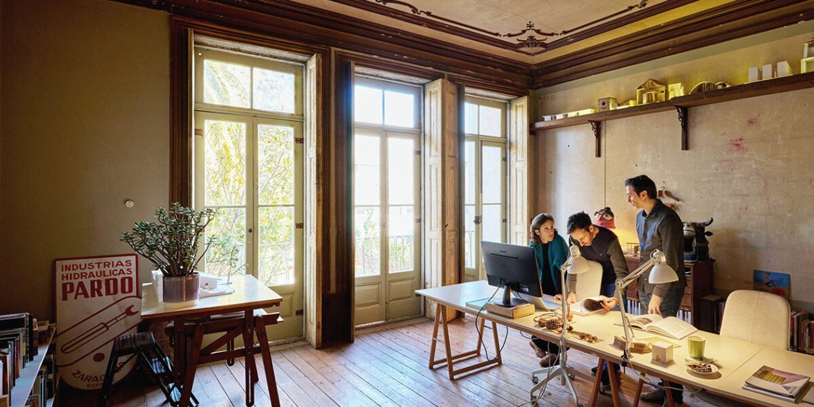 Photographer Marc Goodwin visits structure studios in Porto