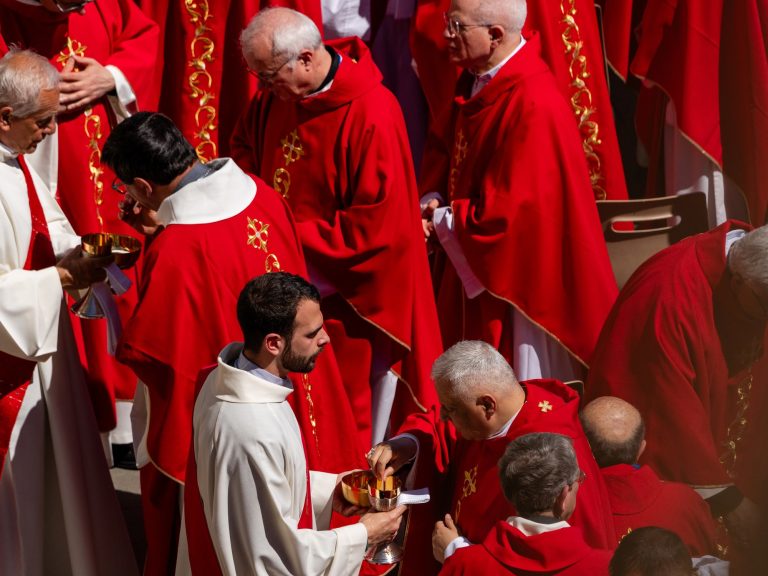 A key to a profitable marketing campaign for the Pope? Share as if you weren’t campaigning