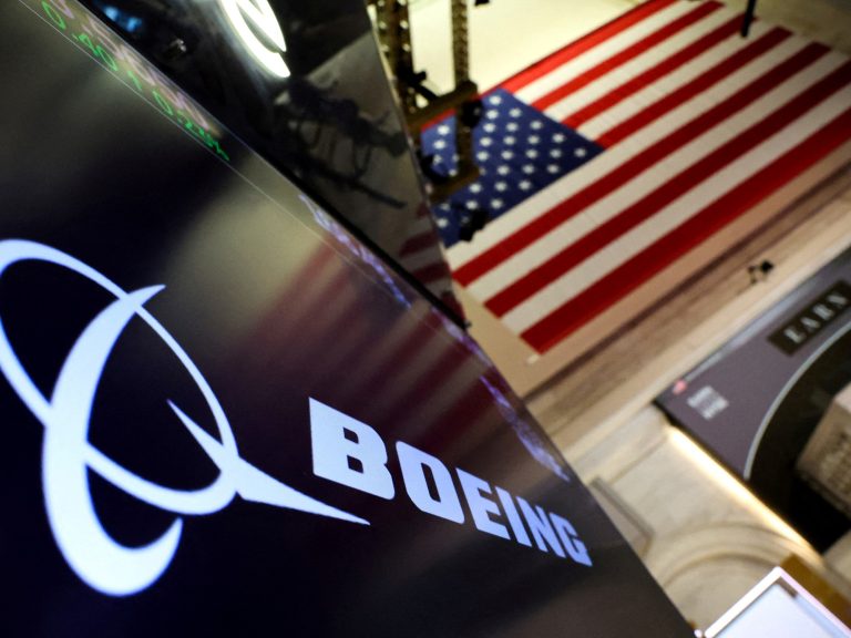 China orders its airways to not take Boeing planes and North American producer’s actions fall