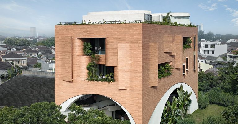 Rad+would do arched wells for shielding workplace development of