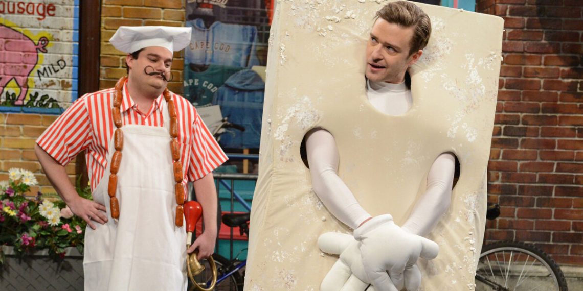 50 Years of SNL’s Funniest Meals Moments, From Schweddy Balls to Veganville