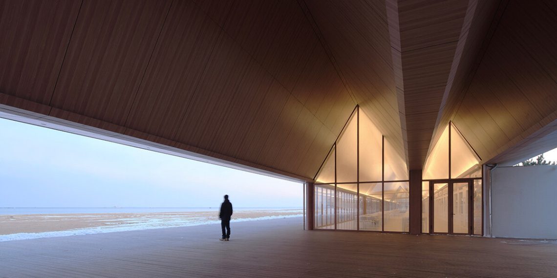 Tao builds “Tide’s Echo Corridor” as a cultural lighthouse on the sting of the yellow sea