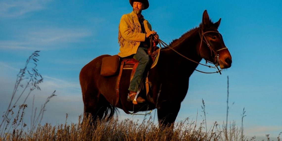 Comic Tom Inexperienced embraces nation residing after 20 years in Hollywood