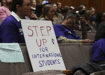 The federal government will restore the immigration standing of worldwide college students: NPR