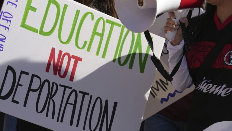 The US creates a brand new coverage for finishing the authorized standing of worldwide College students