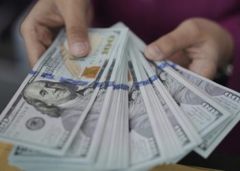 How the worth of the US greenback impacts abroad journey