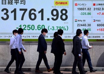 Sturdy falls into Asian baggage for brand spanking new tariffs that Trump already applies to China