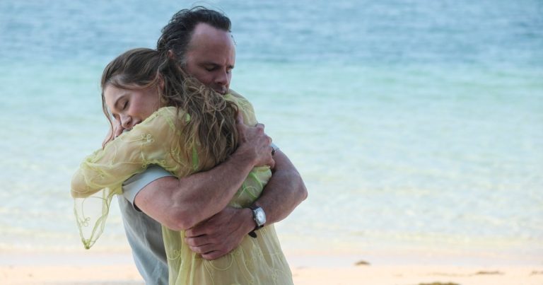 White Lotus’ Walton Goggins Breaks Silence on Rick, Chelsea Deaths