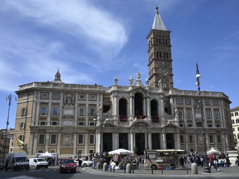 That is situated within the mayor of Santa María La, the basilica in Rome, the place Pope Francis is buried