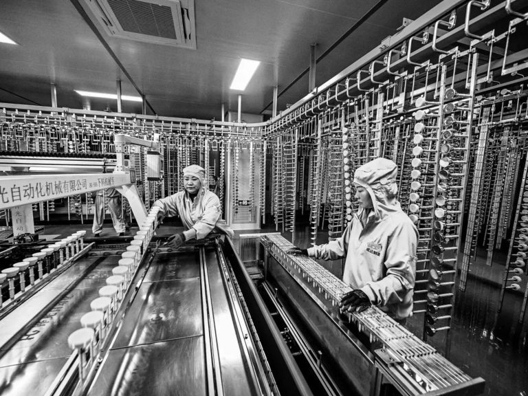 How do Trump’s China tariffs profit