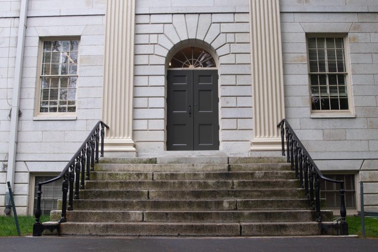 College students Sue Harvard Over Psychological Well being Insurance policies | Information