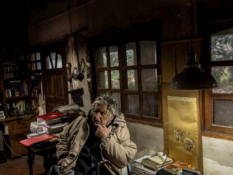 From a farm with a leaf roof, Pepe Mujica bought pump in politics