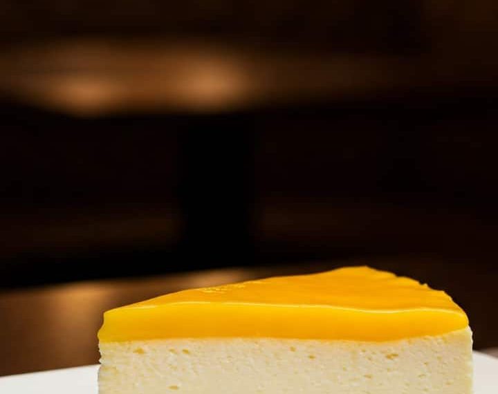 Mango Cheesecake Made Straightforward In 7 Steps