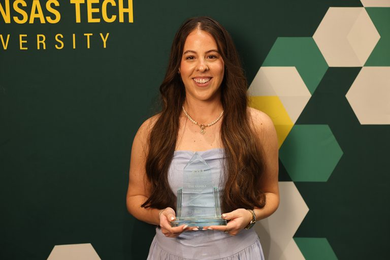 First college students: Bell receives the Cupola Prize