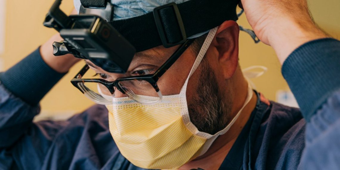 Medical errors are nonetheless harming sufferers. AI may assist change that.