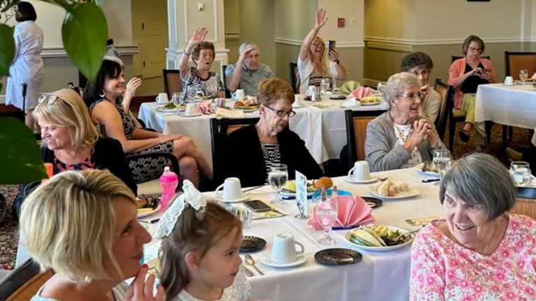 Appleridge Senior Residing Internet hosting third Annual Spring Vogue Present for a Trigger