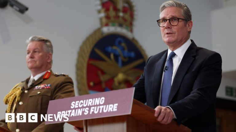 Why has the federal government signed the Chagos deal now?