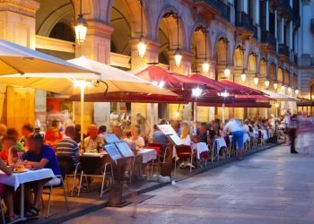 We’re too obsessive about ‘child-centred’ parenting – in Spain, the blissful household comes first