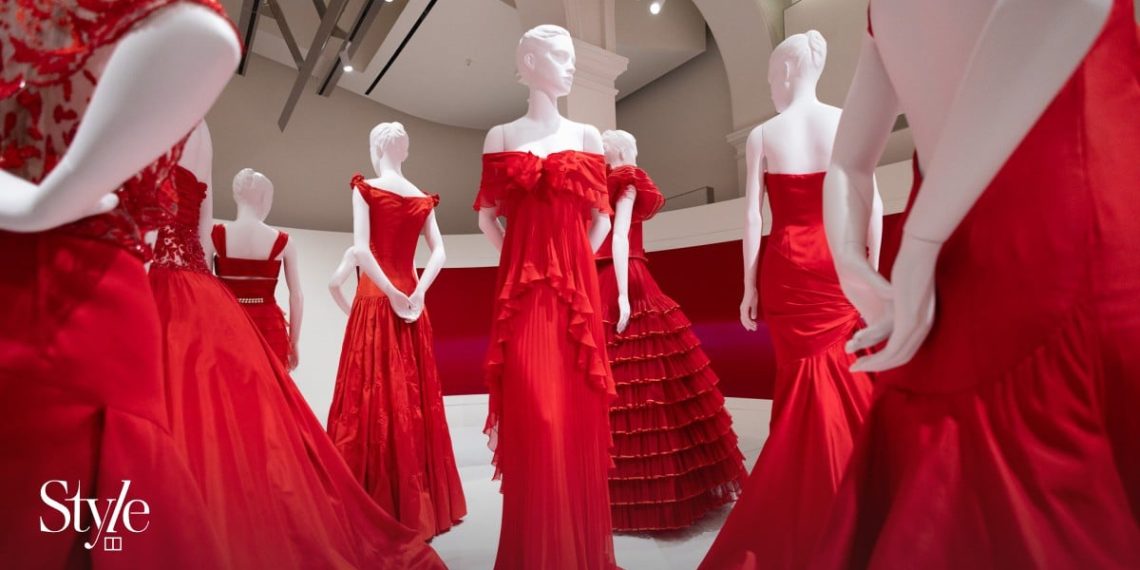 Inside PM23, Valentino Garavani and Giancarlo Giammetti’s new exhibition house in Rome, designed to nurture future creatives: its inaugural present pays tribute to Valentino’s signature color – purple