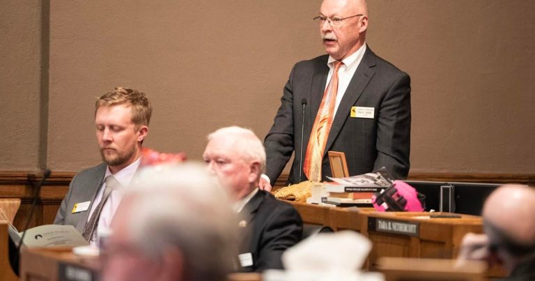 Wyoming lawmakers think about addressing medical insurance fraud concern by Blue Cross | Information