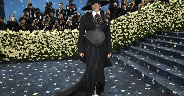 AP PHOTOS: See unimaginable Met Gala appears as stars pay tribute to Black trend and designers – Citizen Tribune