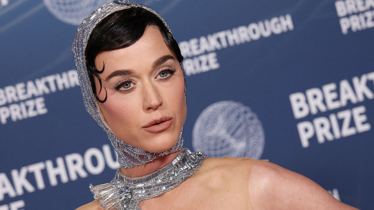 Katy Perry Reacts To Faux Images Of Her At The Met Gala In Hilarious Put up