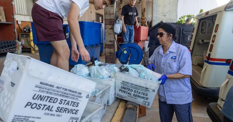 Newark postal staff gather meals to ‘Stamp Out Starvation’ | Information Gallery