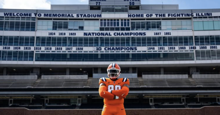 ILLINI LAND INTETE LINEMAN DEFENSIVE KING LIGGINS | Sports activities