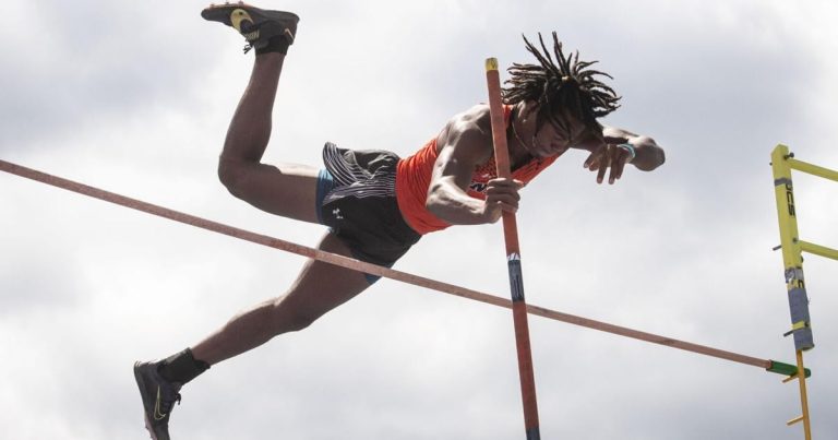 Photographs: Mpsaa State Monitor & Subject Championships | Highschool sports activities