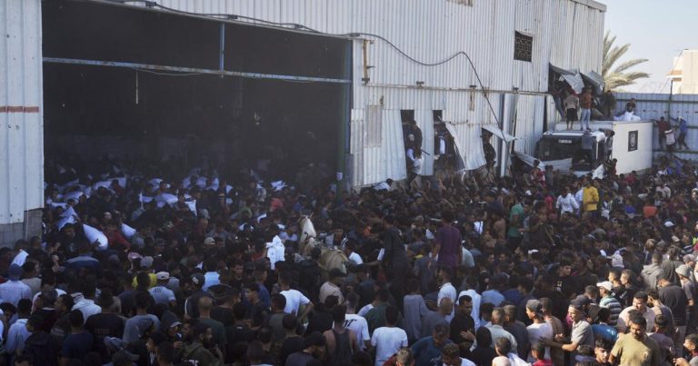 four Palestinians die in storming of UN meals warehouse – Messenger-Inquirer