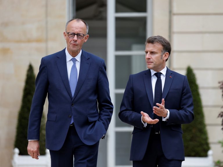 Emmanuel Macron receives Friedrich Merz and agrees with a powerful alliance in security and protection between France and Germany