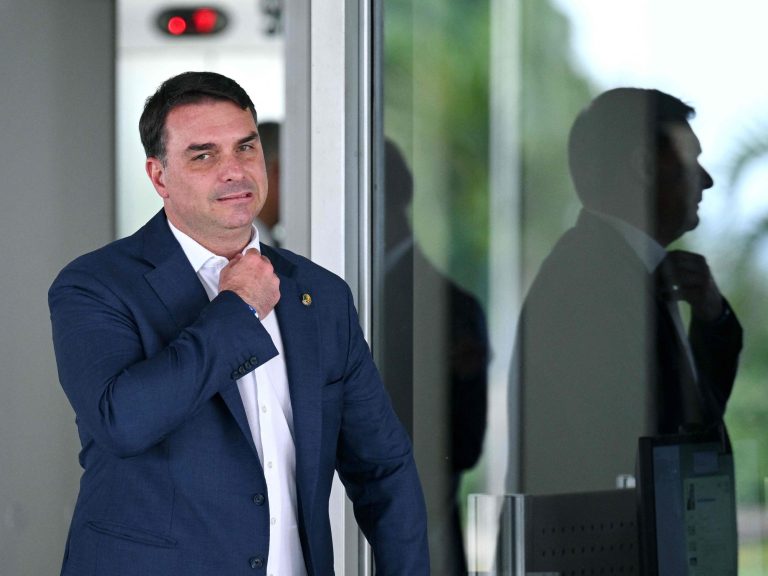 One in all Bolsonaro’s kids sued Aerolineas Argentinas for a sophisticated journey to Bariloche: “was a nightmare”