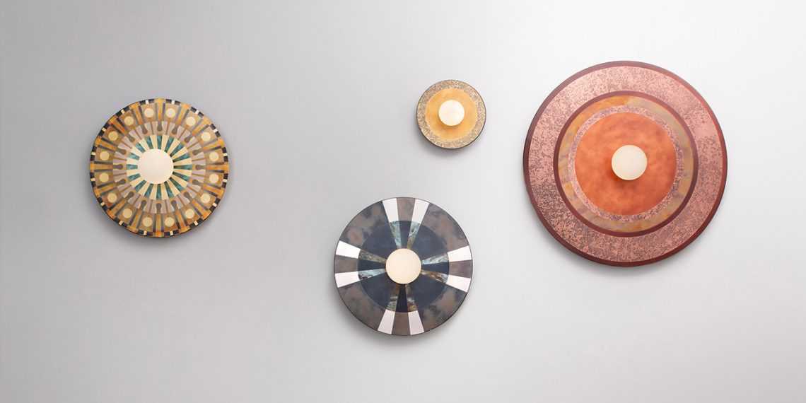 Caleid lamps merger mild and metallic in geometric patterns