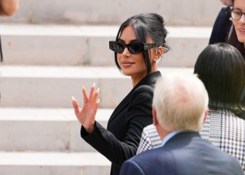 Kim Kardashian testifies in Paris trial over 2016 jewellery heist – Hometown Information