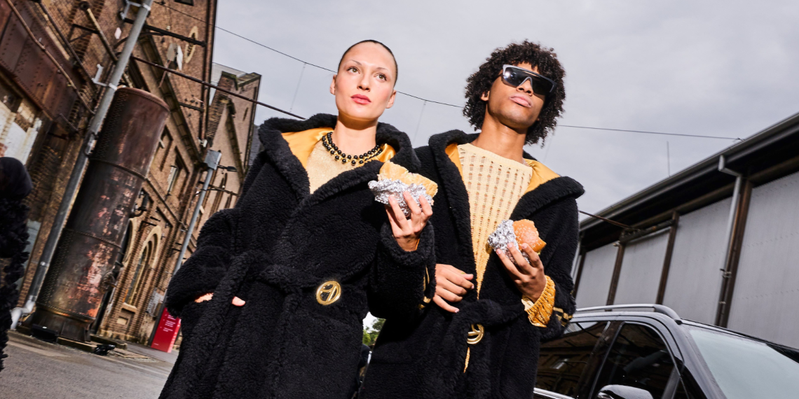 THE ICONIC and Uber One Debut Vogue-Ahead ‘DeliveRobe’ at Australian Vogue Week