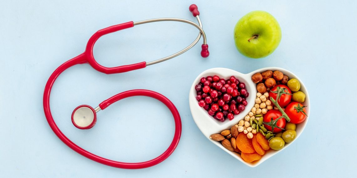 Which food plan lowers blood strain extra: keto or Mediterranean?