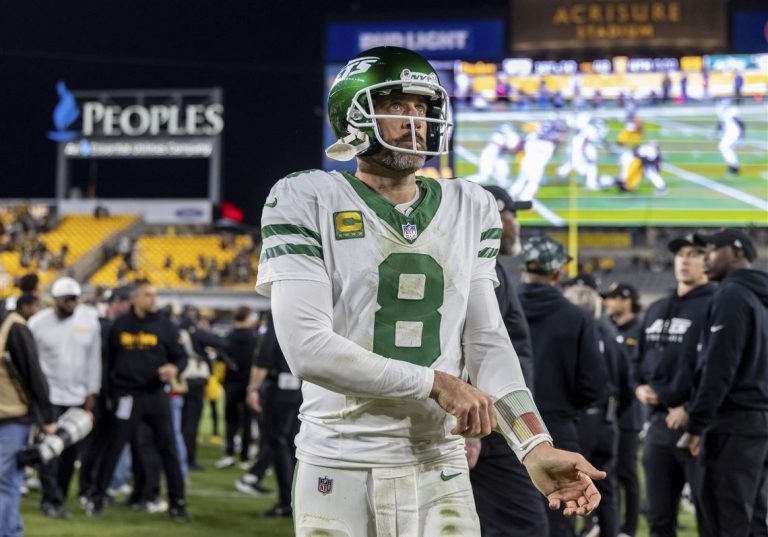 Comply with: NFL made the Steelers program with Aaron Rodgers?