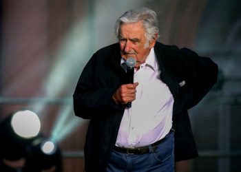 His final public assertion was concerning the “Chismerío” of Argentina